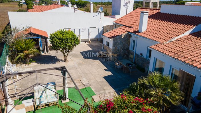 Image No.20-3 Bed Property for sale