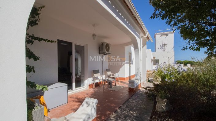 Image No.3-3 Bed Property for sale