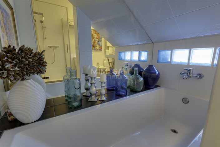 Image No.16-2 Bed House for sale