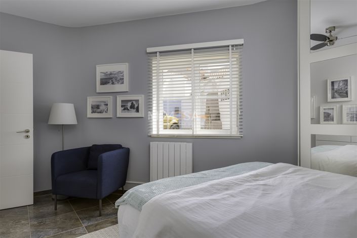 Image No.9-2 Bed House for sale