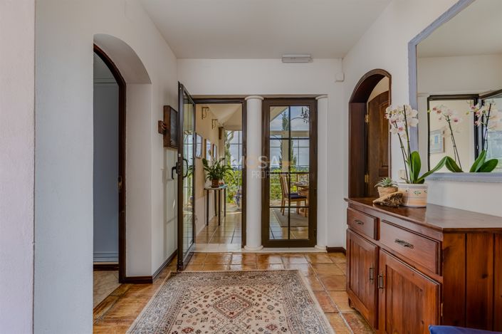 Image No.17-5 Bed House for sale