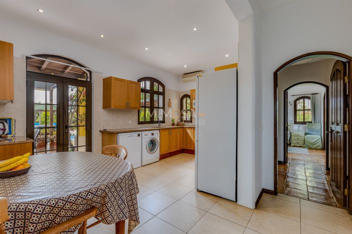 Image No.23-5 Bed House for sale