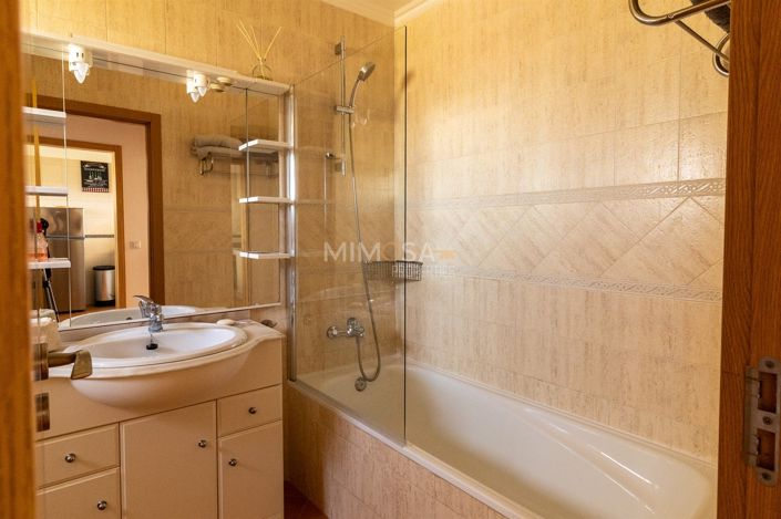 Image No.18-Appartement de 1 chambre à vendre à Lagos