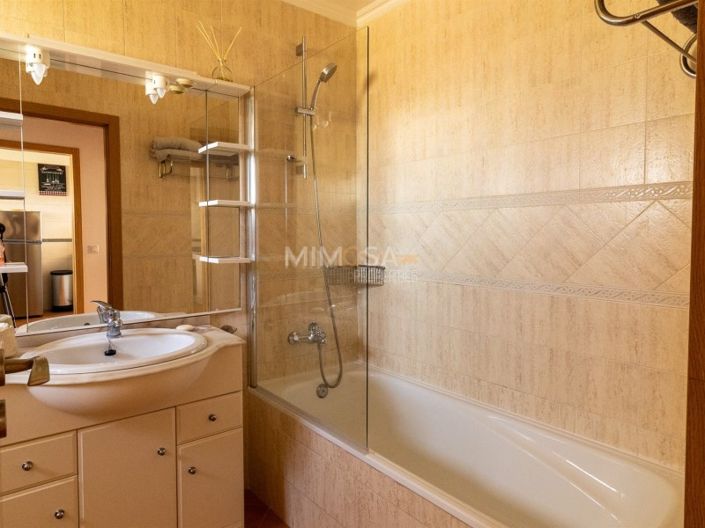 Image No.19-1 Bed Apartment for sale