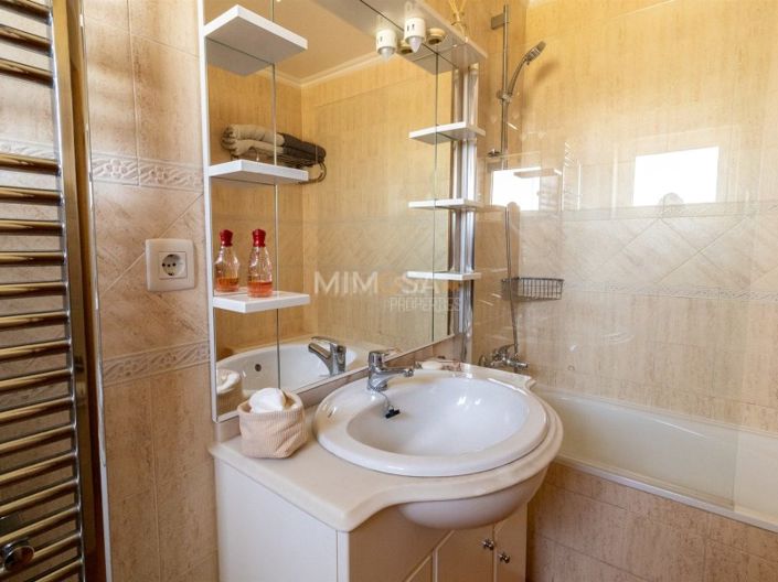 Image No.20-1 Bed Apartment for sale