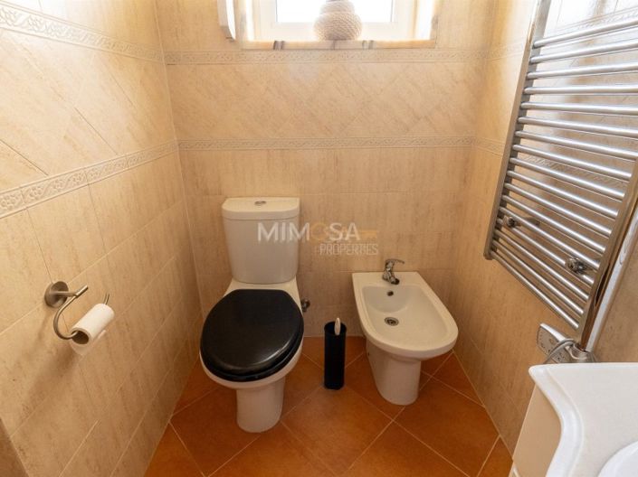 Image No.21-1 Bed Apartment for sale