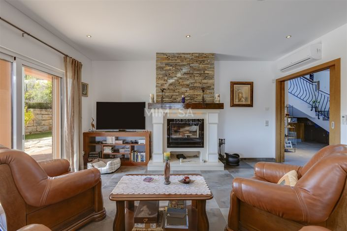 Image No.4-4 Bed House for sale