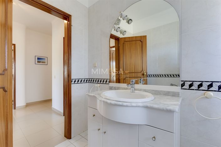 Image No.12-2 Bed Flat for sale