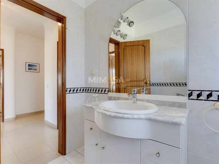 Image No.13-2 Bed Apartment for sale