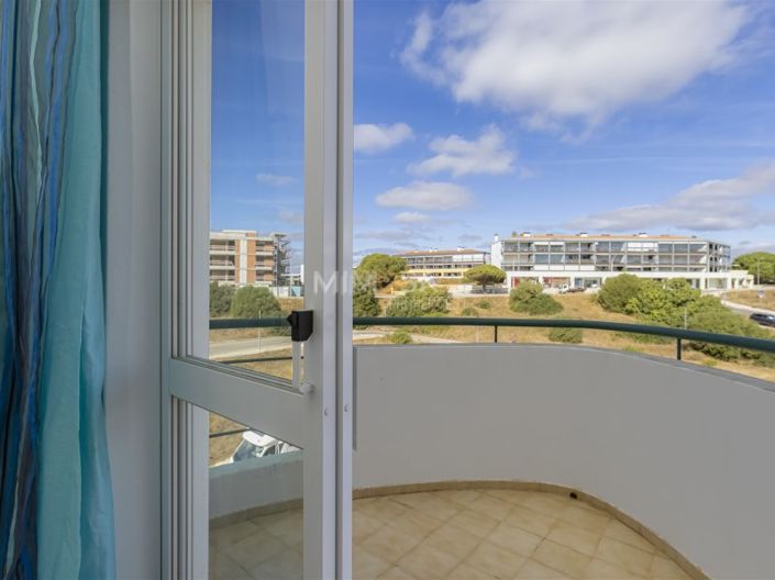 Image No.16-2 Bed Apartment for sale