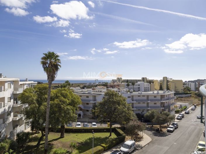Image No.20-2 Bed Apartment for sale