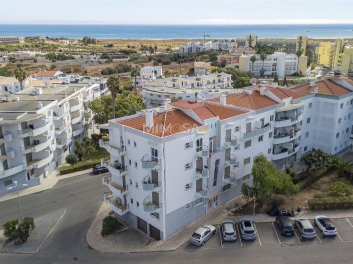 Image No.23-2 Bed Apartment for sale