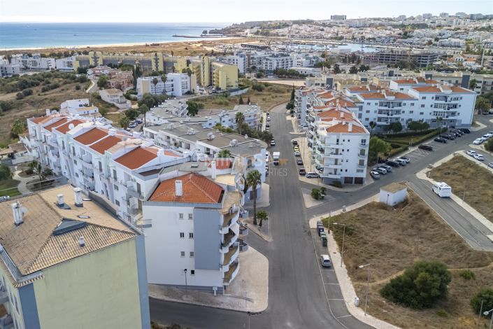 Image No.24-2 Bed Flat for sale