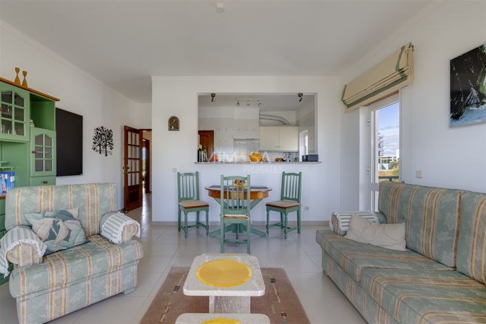 Image No.3-2 Bed Flat for sale