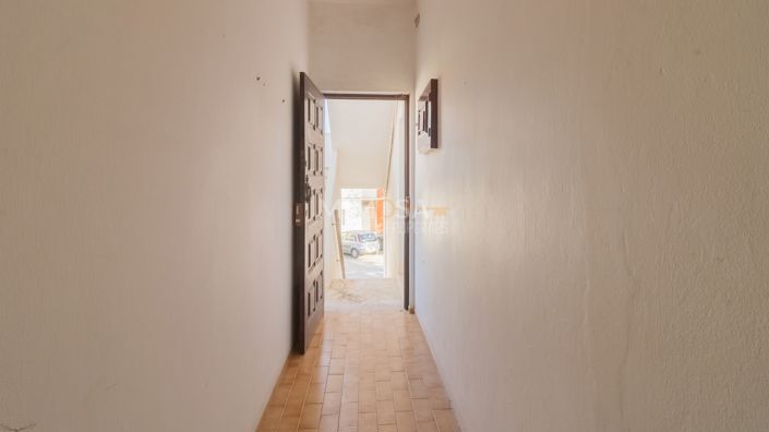 Image No.16-2 Bed Flat for sale