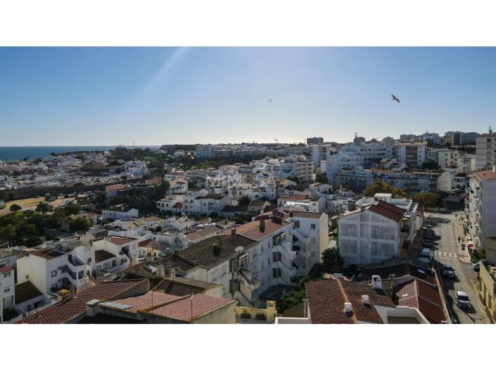 Image No.22-2 Bed Apartment for sale