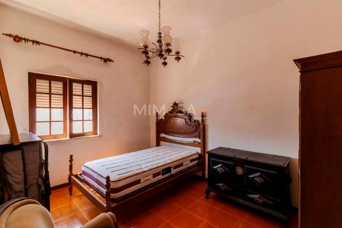 Image No.5-2 Bed Flat for sale