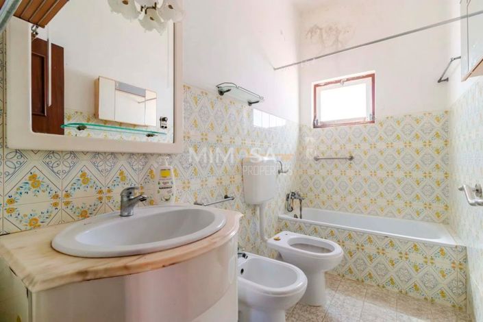 Image No.9-2 Bed Flat for sale