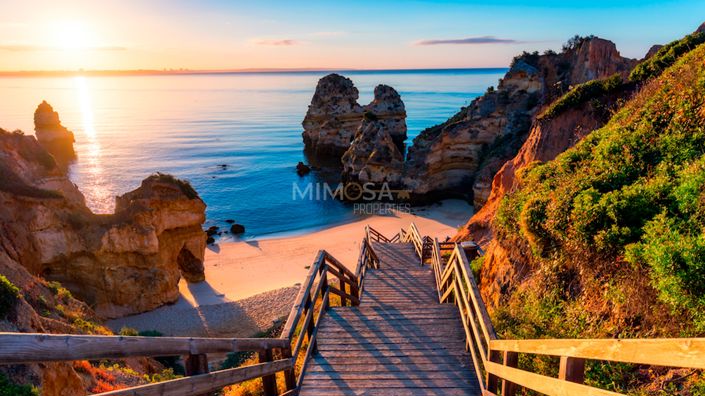 Image No.17-2 Bed Flat for sale