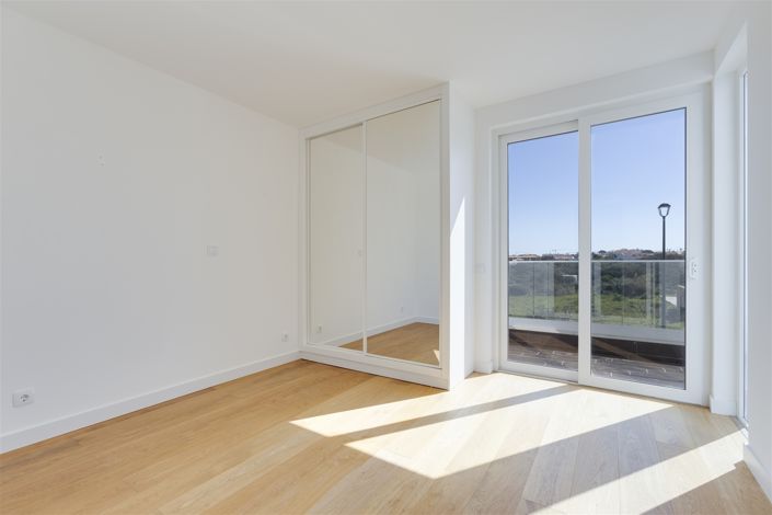 Image No.21-3 Bed Property for sale