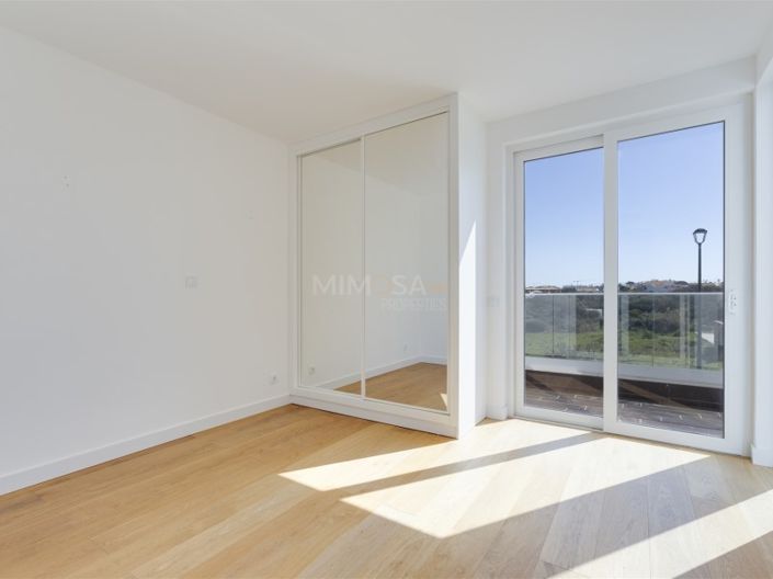 Image No.21-3 Bed House for sale