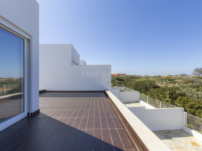 Image No.34-3 Bed House for sale