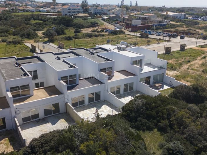 Image No.40-3 Bed House for sale
