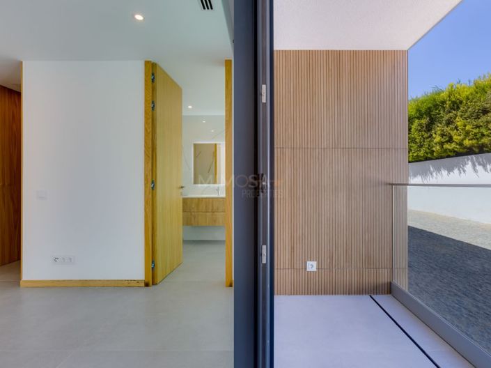 Image No.23-3 Bed House for sale