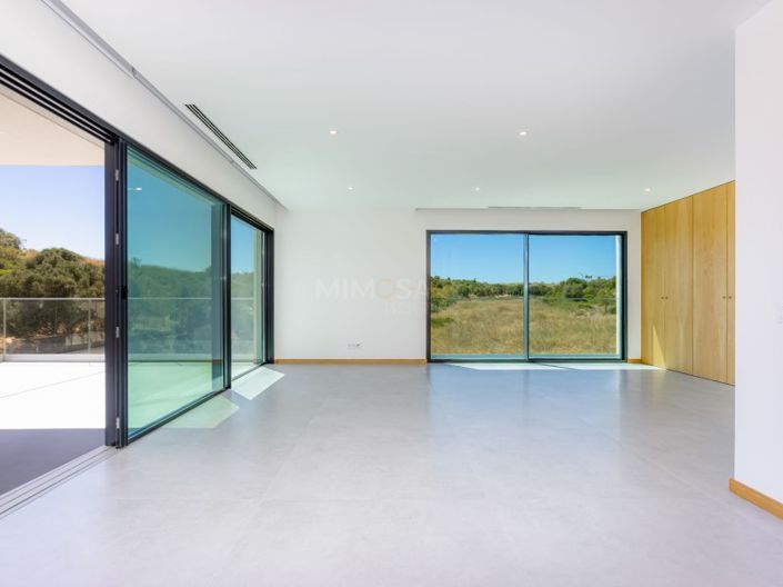 Image No.36-3 Bed House for sale