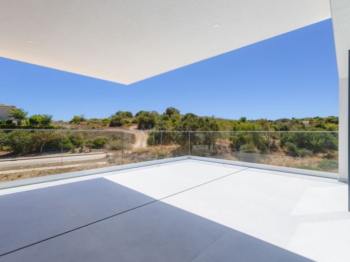 Image No.41-3 Bed House for sale