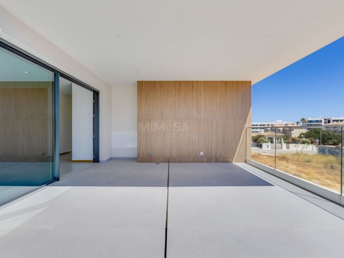Image No.42-3 Bed House for sale