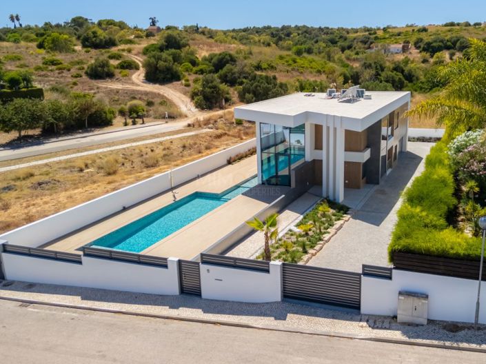 Image No.50-3 Bed House for sale