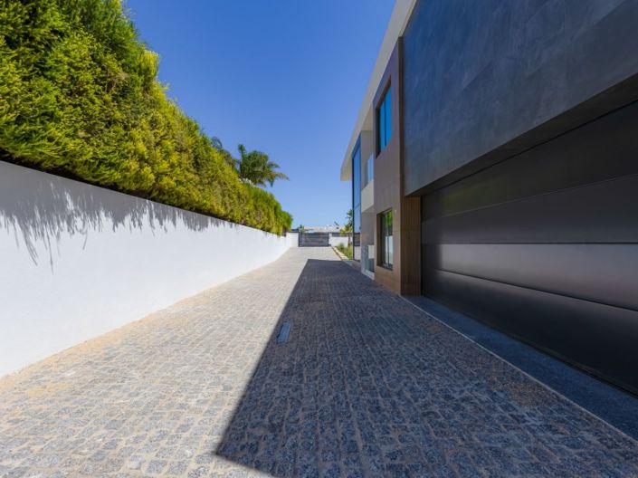 Image No.6-3 Bed House for sale