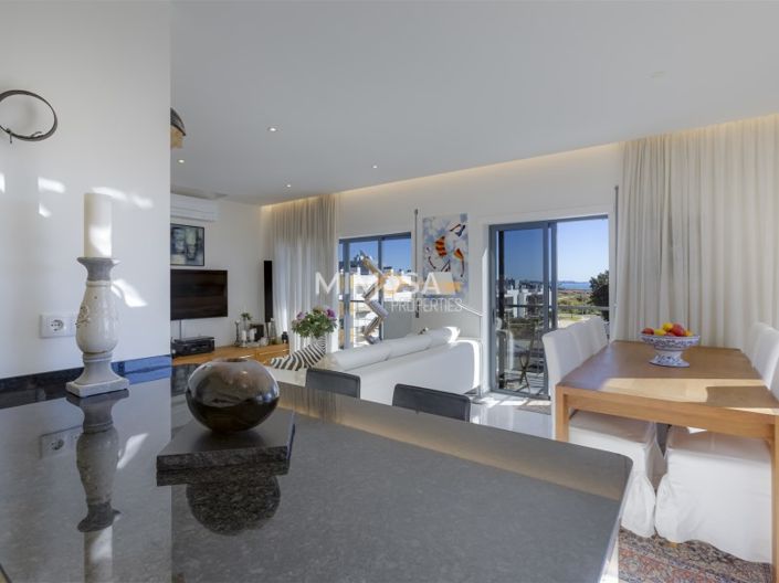 Image No.24-3 Bed Apartment for sale