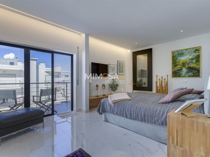 Image No.6-3 Bed Apartment for sale