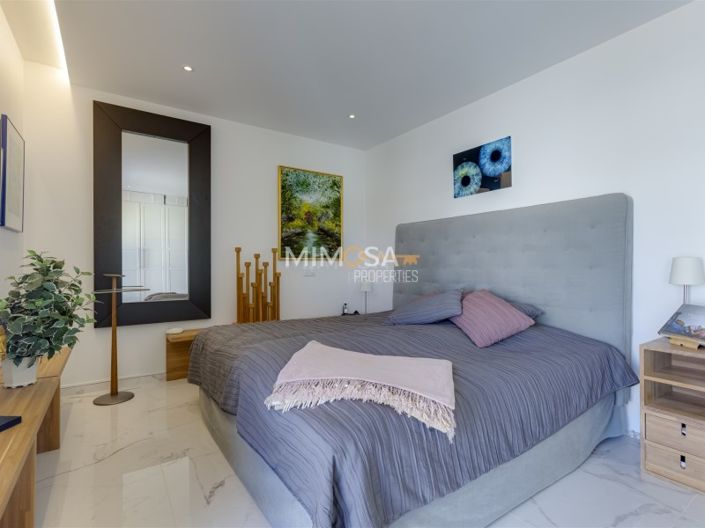 Image No.7-3 Bed Apartment for sale