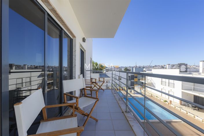 Image No.8-3 Bed Flat for sale