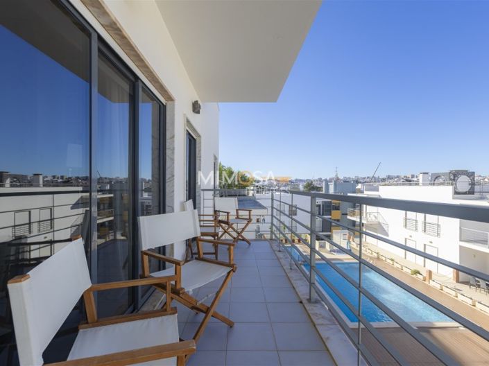 Image No.9-3 Bed Apartment for sale