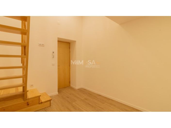 Image No.9-2 Bed House for sale