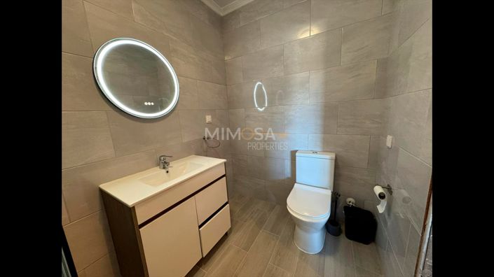 Image No.10-1 Bed Flat for sale