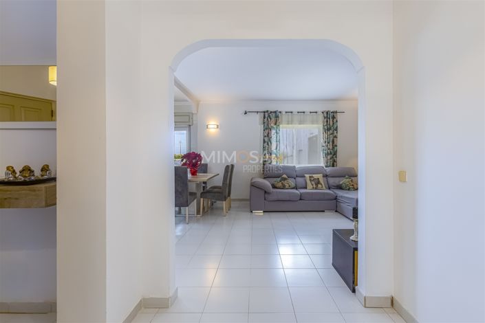 Image No.8-1 Bed Flat for sale