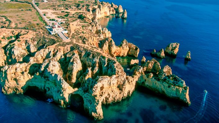 Image No.21-3 Bed House for sale