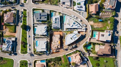 df6876c4-41ef-4d51-965e-5912939e7225