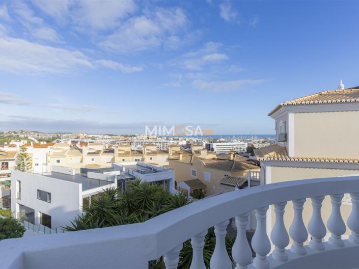 Image No.33-4 Bed House for sale