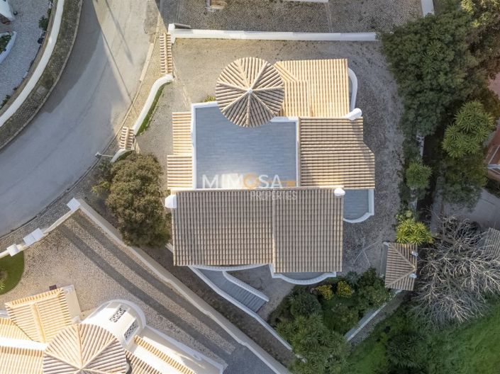 Image No.44-4 Bed House for sale