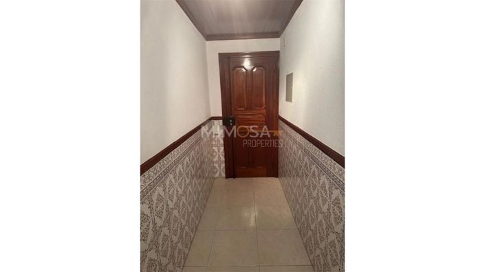 Image No.8-2 Bed Flat for sale