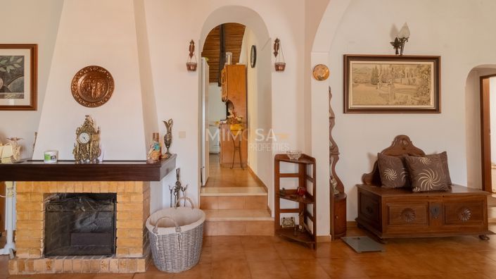 Image No.14-4 Bed Country House for sale