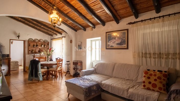 Image No.5-4 Bed Country House for sale