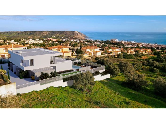 Image No.15-3 Bed House for sale