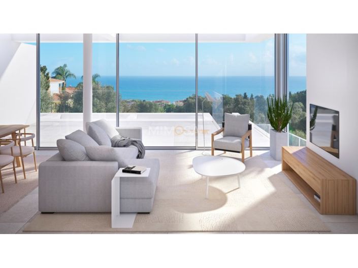Image No.8-3 Bed House for sale